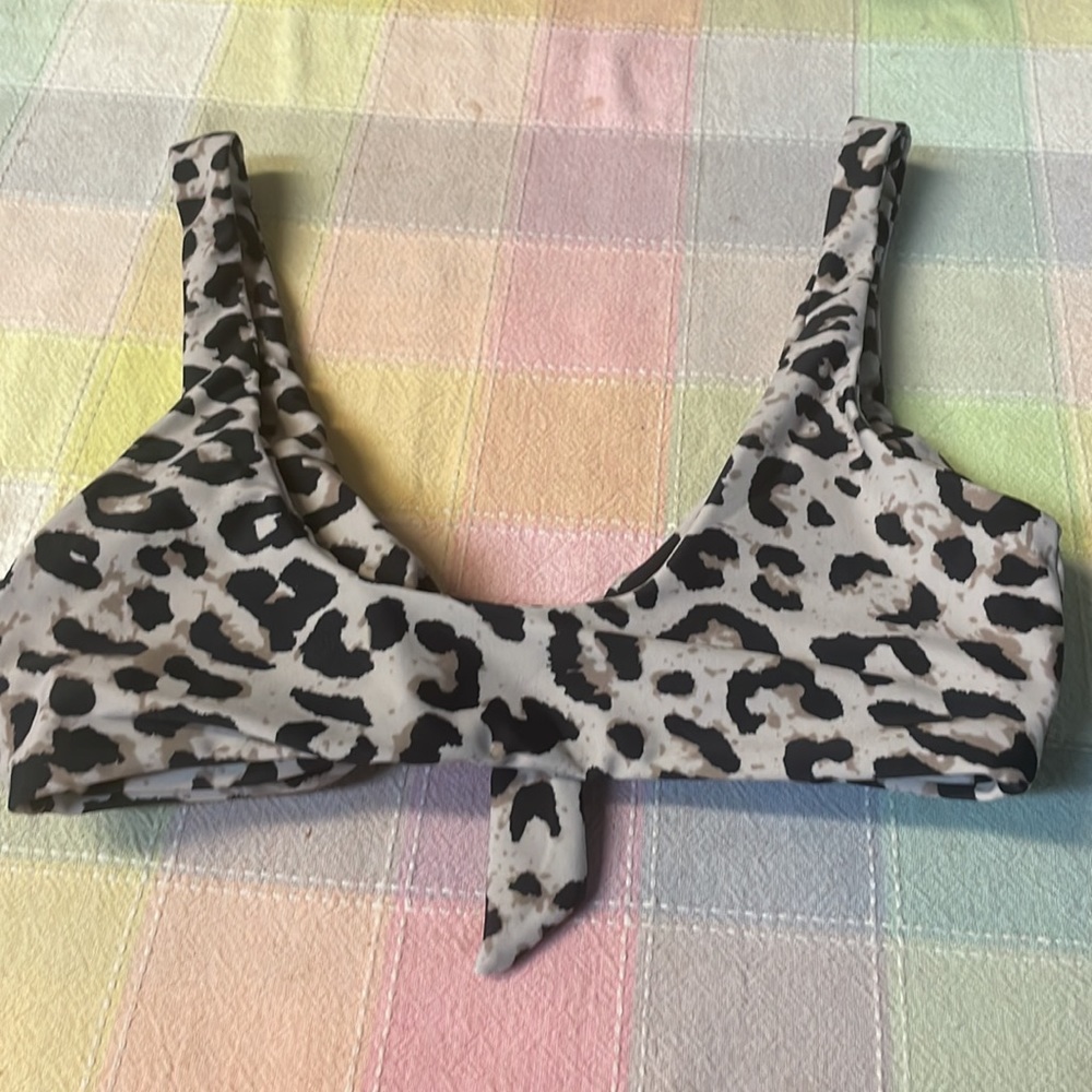 Bikini in animal print - Picture 3 of 8